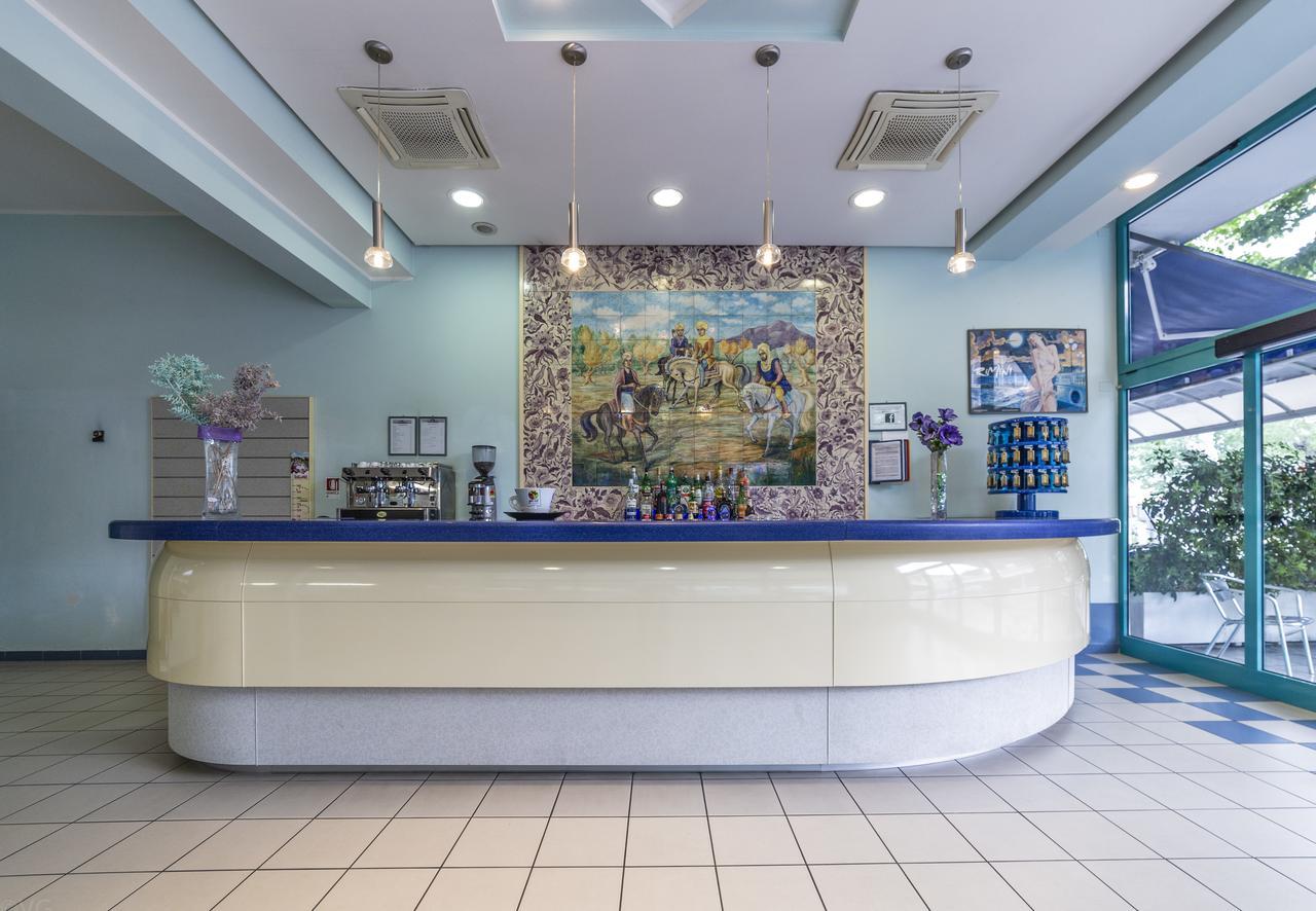 Hotel Sultano Rimini Kültér fotó