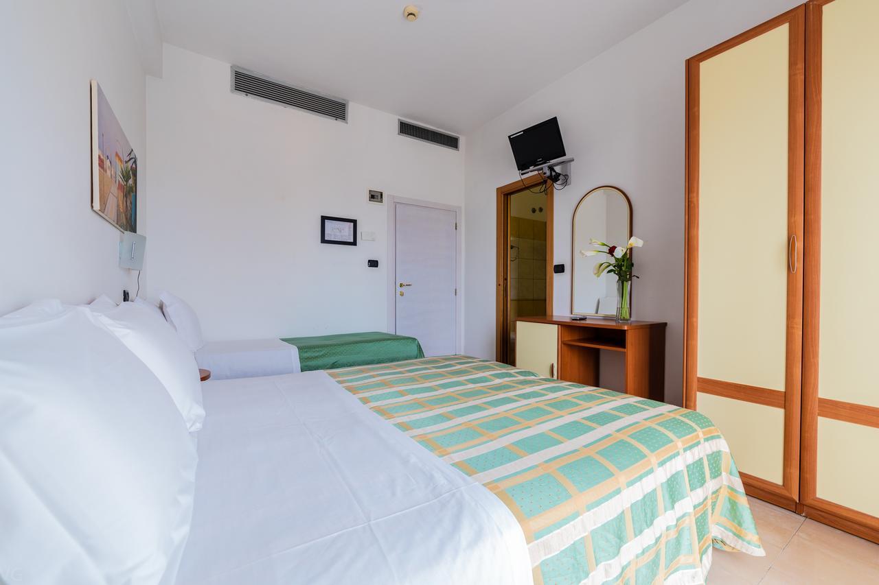 Hotel Sultano Rimini Kültér fotó