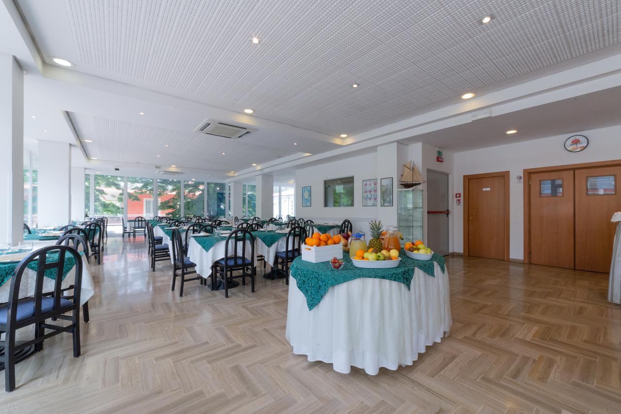 Hotel Sultano Rimini Kültér fotó