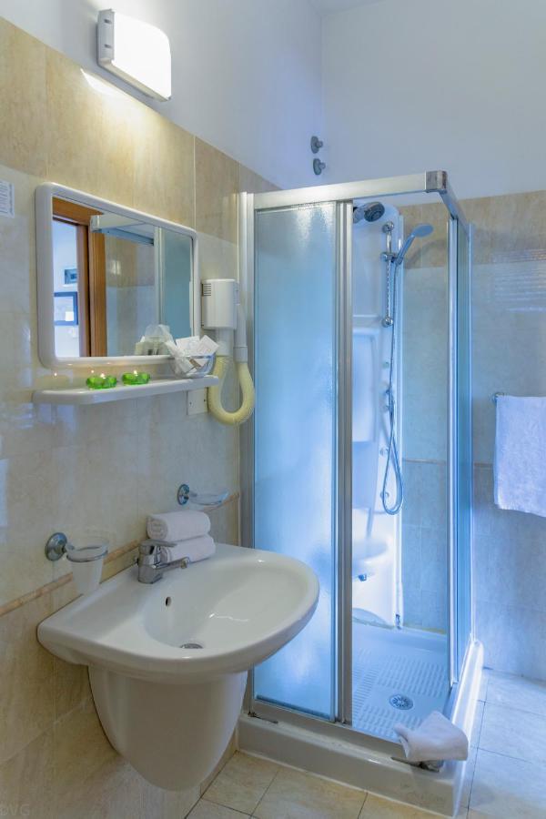 Hotel Sultano Rimini Kültér fotó